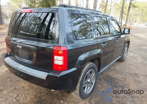 2009 Jeep Patriot Sport z USA, uszkodzony, nr VIN 1J4FT28B29D178169